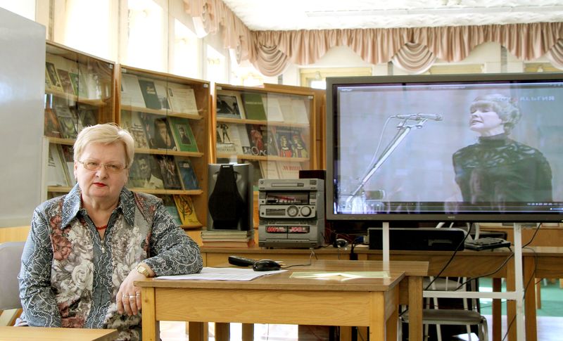 Главный библиотекарь Сектора литературы по искусству Ирина Алексеева