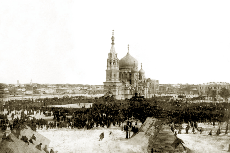 Центральная площадь Омска стала местом политических баталий. Фото: Омский краеведческий музей / Источник: rg.ru