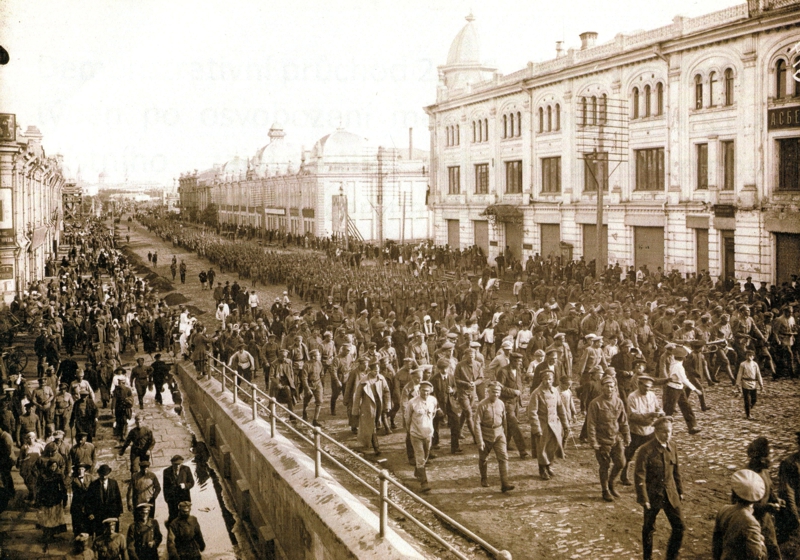 Вступление чехословацкого корпуса в Омск, 1918 г. / Источник фото: pastvu.com